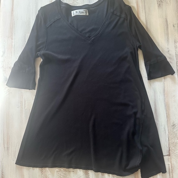 M. Rena black top - Picture 3 of 5